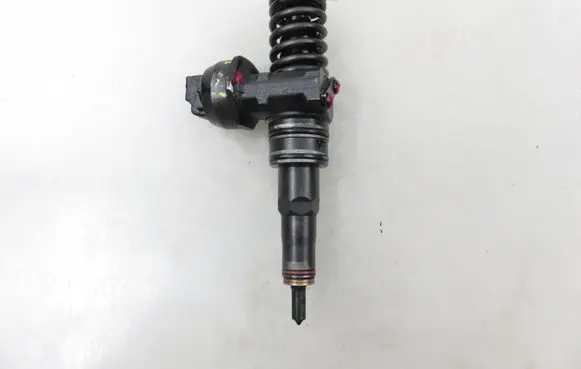 Seat Ibiza III (6L) Fuel injector 0414720037 038130073AJ