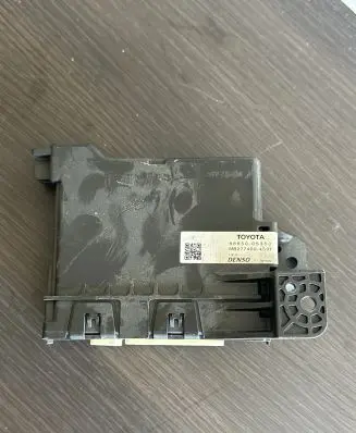 Toyota Avensis T270 Other control units/modules 8865005350 MB2774004591
