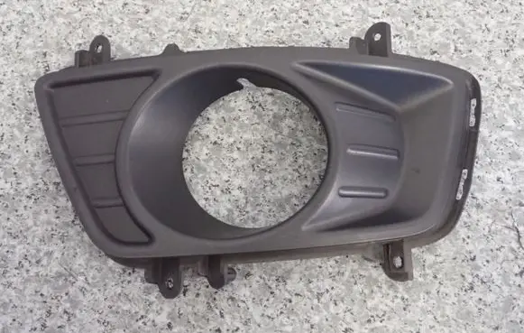 KIA Carens II Front fog light trim/grill 86561-1D010