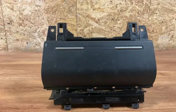 Audi A4 S4 B7 8E 8H Car ashtray 8E0857951