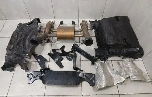 McLaren 720S Front muffler/silencer 14H070CP