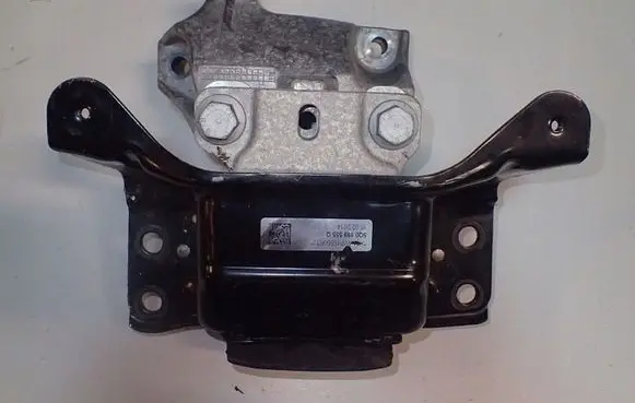 Volkswagen Beetle A5 Gearbox mounting bracket 5C0199555Q
