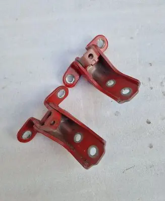 Hyundai Genesis Front door hinges set A075929