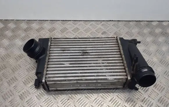 Nissan Qashqai Intercooler radiator 144614EA0A M163236 89399LW