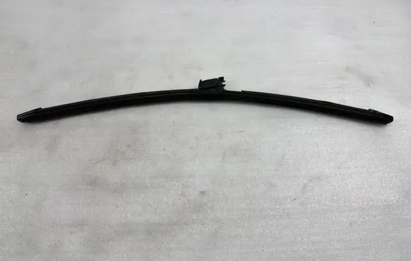 Mercedes-Benz S W222 Windshield/front glass wiper blade A2228200845