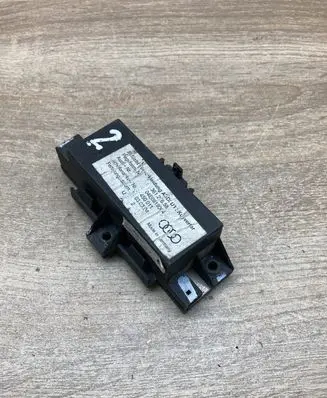 Audi A8 S8 D3 4E Door control unit/module 04E0919064