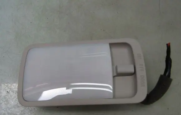 Nissan Leaf II (ZE1) Headlining lighting console trim 26410EL00A