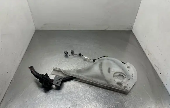 Mazda 5 Rear door wiring loom C23667PS0 K7005