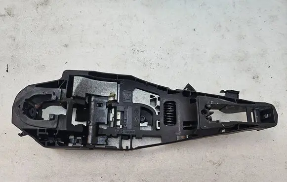 Peugeot 508 II Front door exterior handle/bracket