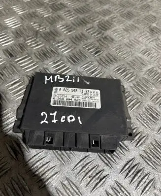 Mercedes-Benz E W211 Parking PDC control unit/module A0255457132