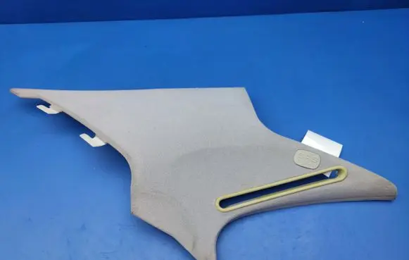 Mercedes-Benz C W203 (C) pillar trim A2036901725 7E63