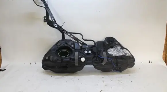 Mercedes-Benz E C207 W207 Fuel tank A2044701601