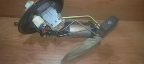 Mazda 323 F In-tank fuel pump b6da