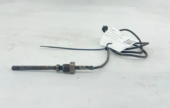 Mercedes-Benz E W211 Exhaust gas temperature sensor A0051531028