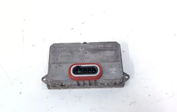 Audi A8 S8 D3 4E Headlight ballast module Xenon 5DV00829000