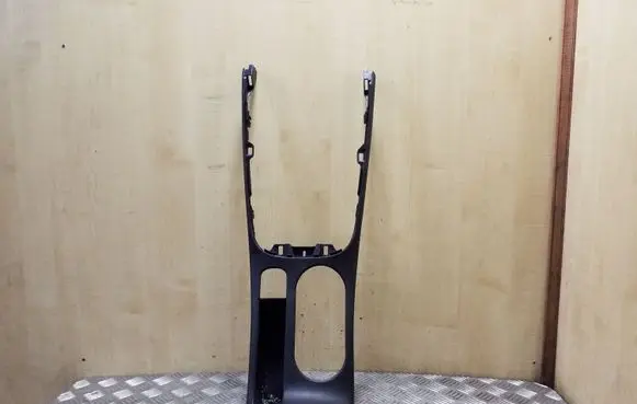 KIA Soul Other center console (tunnel) element 84641J2000