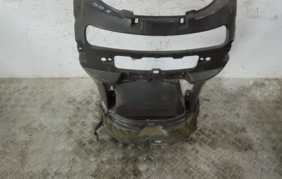Renault Twizy Rear bumper mounting bracket