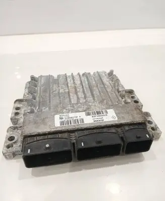 Renault Megane III Engine control unit/module 237100307R S180067106A