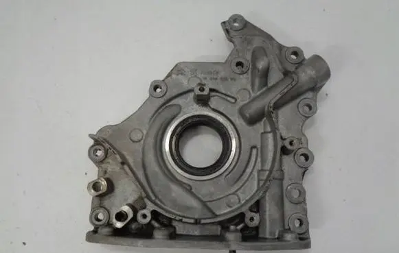 Peugeot 308 Oil pump 9686038880