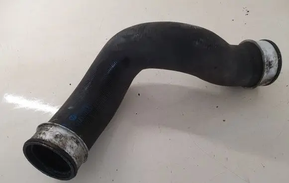 Volkswagen Transporter - Caravelle T5 Intercooler hose/pipe 7H0145980Q