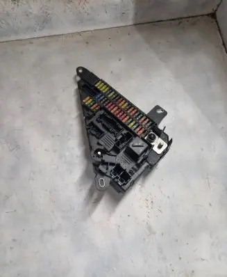 BMW 6 E63 E64 Fuse box set 690661901