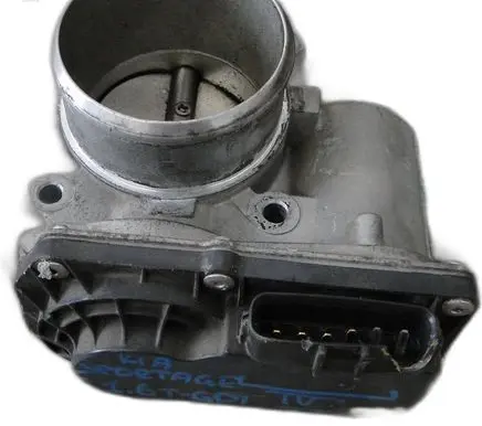 KIA Sportage Throttle valve 35100-2B340