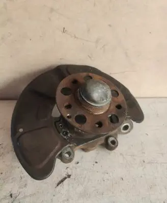 Mercedes-Benz E W212 Front wheel hub