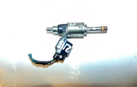 Toyota Camry VIII XV70 Fuel injector 232093117007 2325031170