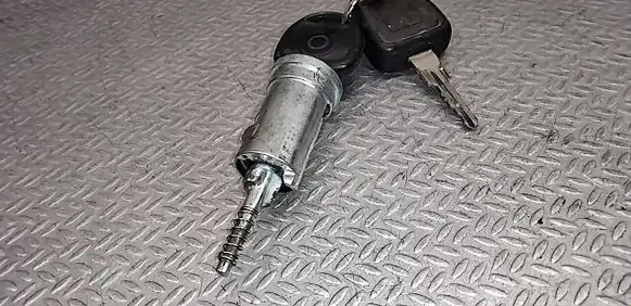 Opel Astra G Ignition lock 