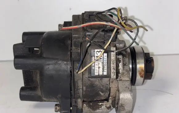 Mazda 323 Spark distributor T2T60371