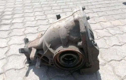 Mercedes-Benz E W211 Rear differential/diff mount bracket A2113507362