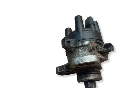 Mazda 323 Spark distributor T2T52371