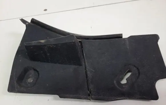 Toyota Verso Fender end trim 538690F020