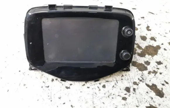Peugeot 108 Radio/CD/DVD/GPS head unit 861400H010 PGTM200418EW AVH7048ZC
