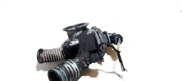 Ford Fiesta EGR valve ys6q9d475ba