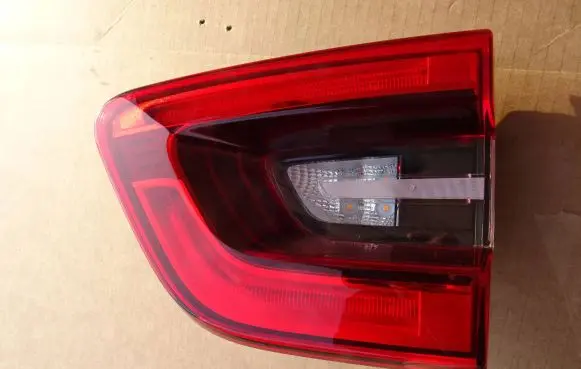 Renault Kadjar Tailgate rear/tail lights 265505069R 90165023