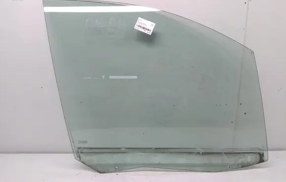 Peugeot 807 Front door window glass four-door