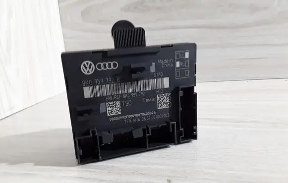 Audi A4 S4 B8 8K Door control unit/module 8K0959792B