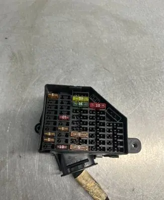 Audi A4 S4 B7 8E 8H Fuse box set 8D1941824
