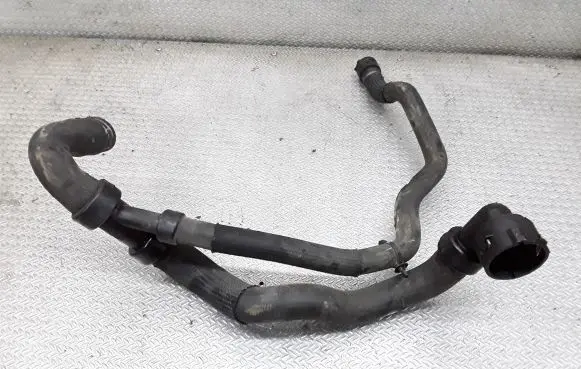Ford Mondeo MK IV Engine coolant pipe/hose