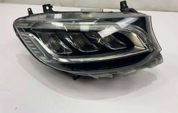 Mercedes-Benz Sprinter W907 W910 Headlight/headlamp