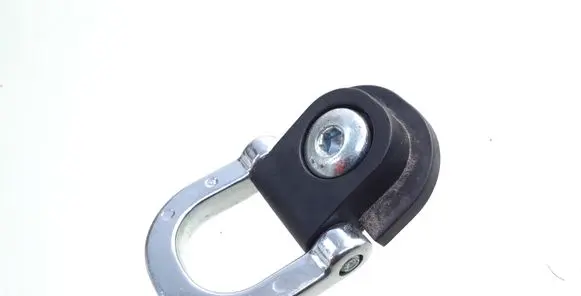 Land Rover Defender Tie down hook / loop 