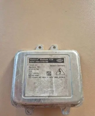 Mercedes-Benz C W204 Headlight ballast module Xenon 5DV00961000 21016792