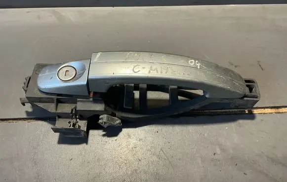 Ford Focus C-MAX Front door exterior handle R224A37
