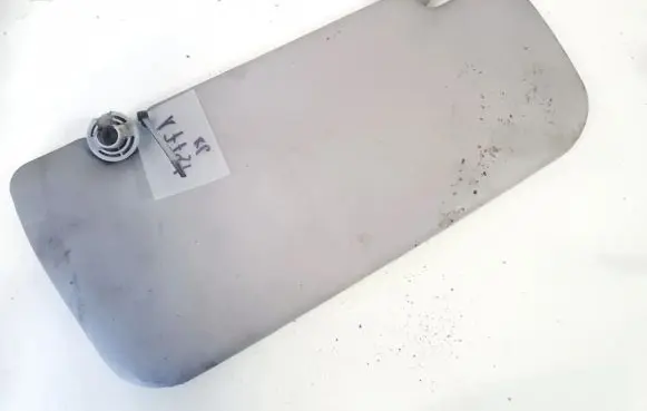 Nissan Primera Sun visor