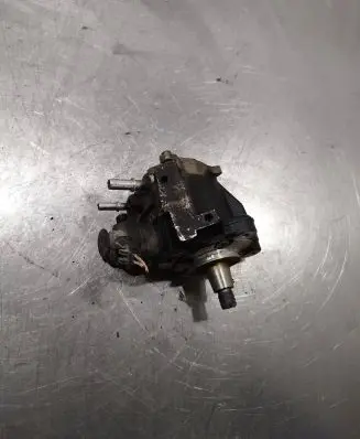Citroen C4 II Fuel injection high pressure pump 0445010516 9688499680