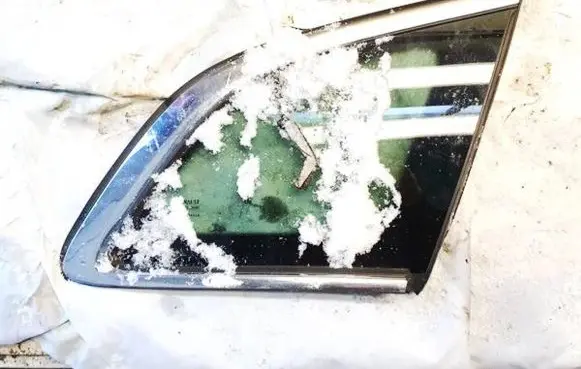 Renault Kadjar Rear side window