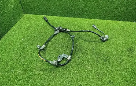 KIA Sportage Rear ABS sensor wiring 59796N9050 07711077