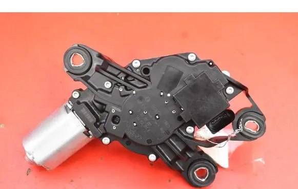Volkswagen Cross Polo Rear window wiper motor 5K6955711B