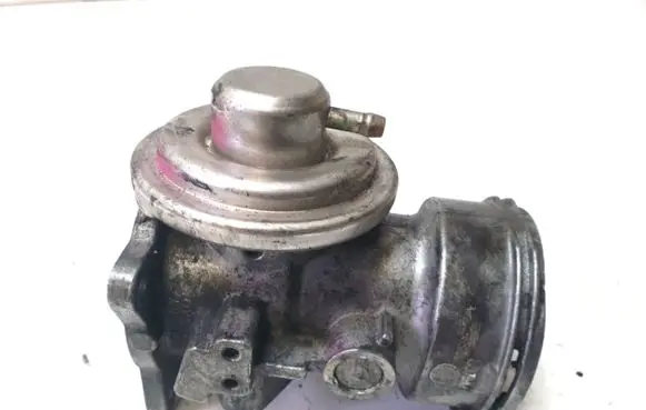 Audi A4 S4 B6 8E 8H EGR valve 038131501AL